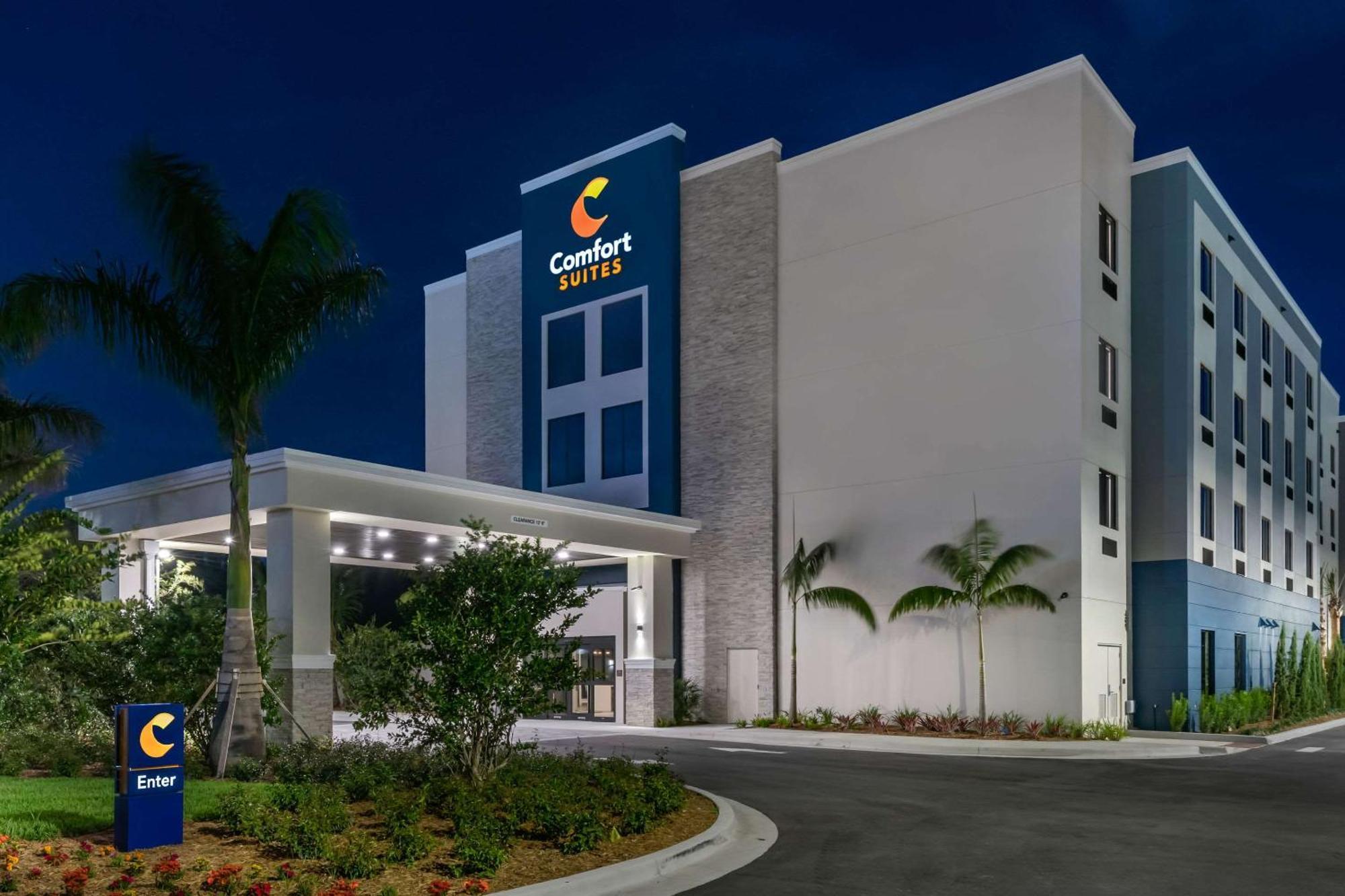 Comfort Suites Stuart-Hutchinson Island מראה חיצוני תמונה