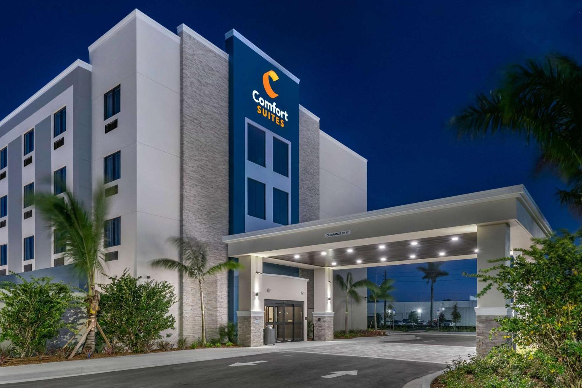 Comfort Suites Stuart-Hutchinson Island מראה חיצוני תמונה