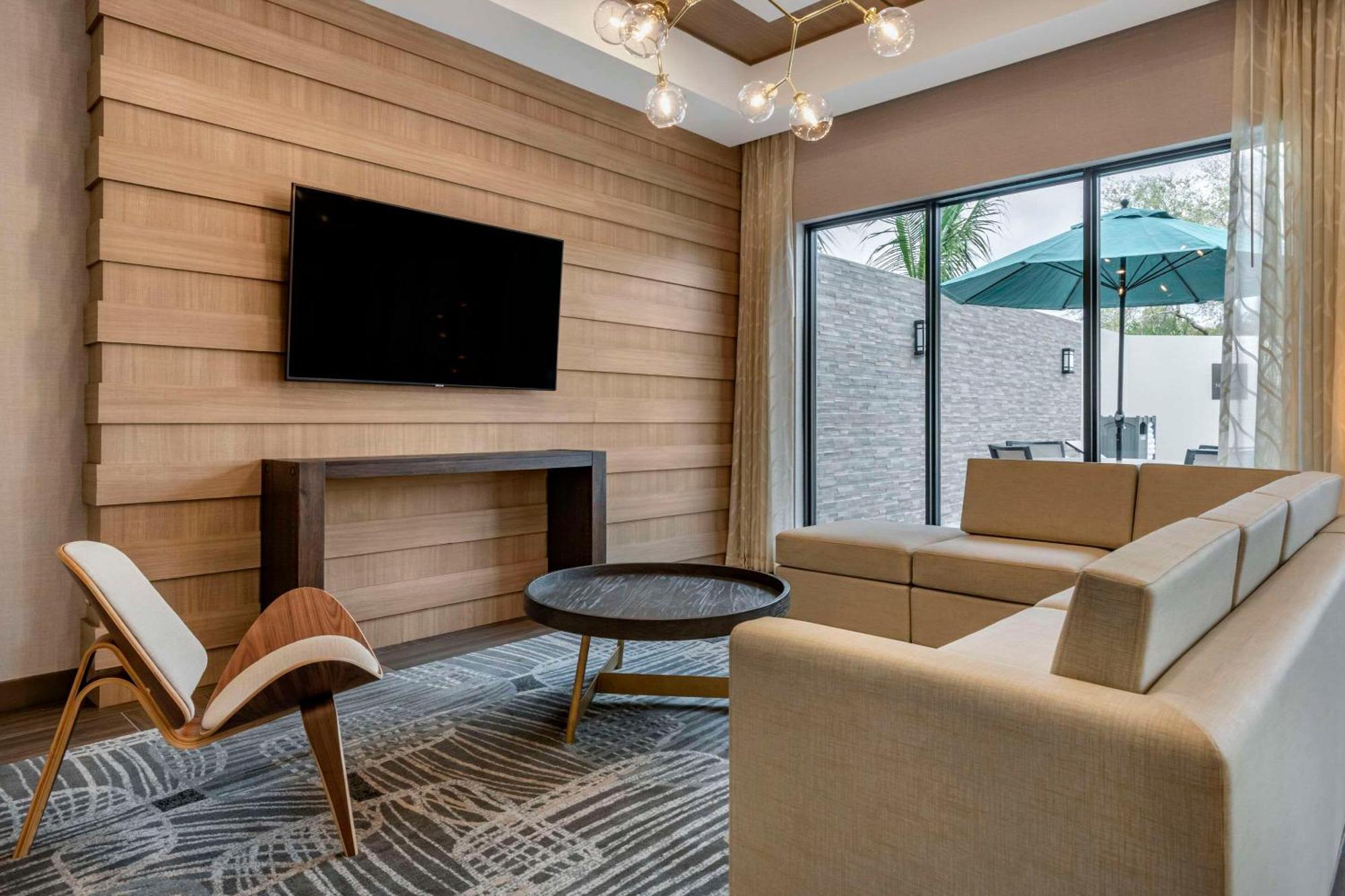 Comfort Suites Stuart-Hutchinson Island מראה חיצוני תמונה